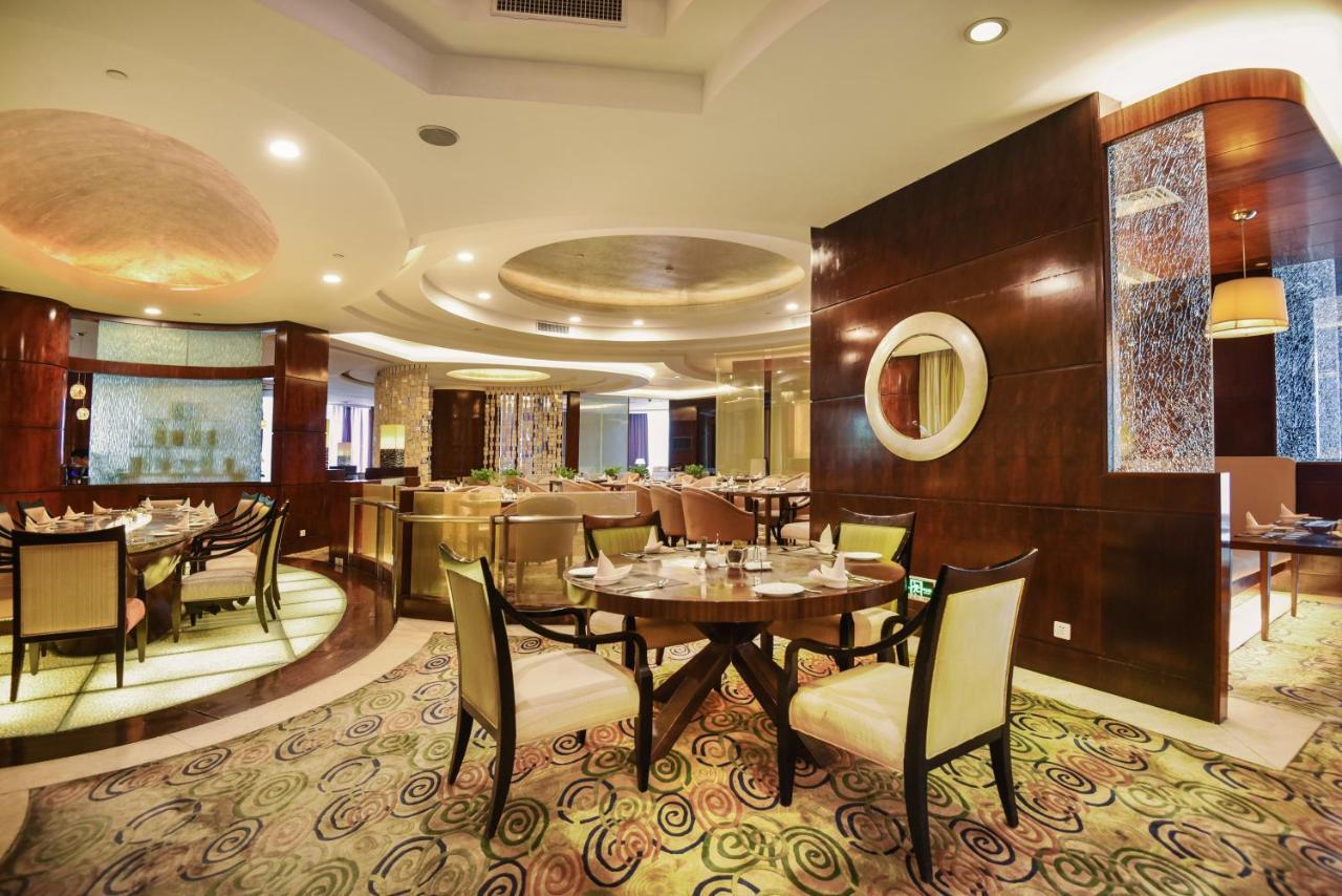 Guangxi Wharton International Hotel Nanning Exterior foto